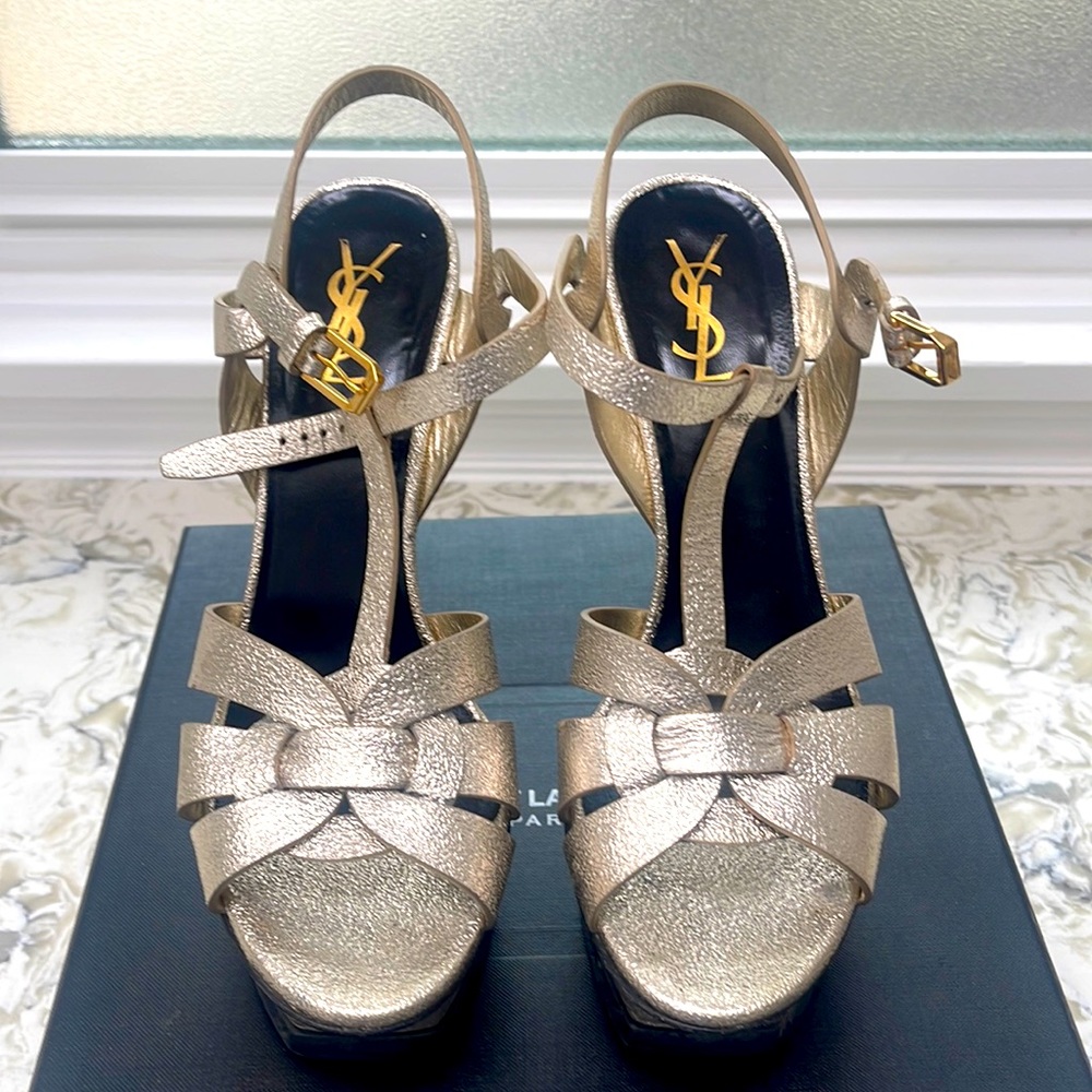 Saint Laurent light gold color. Size 39
